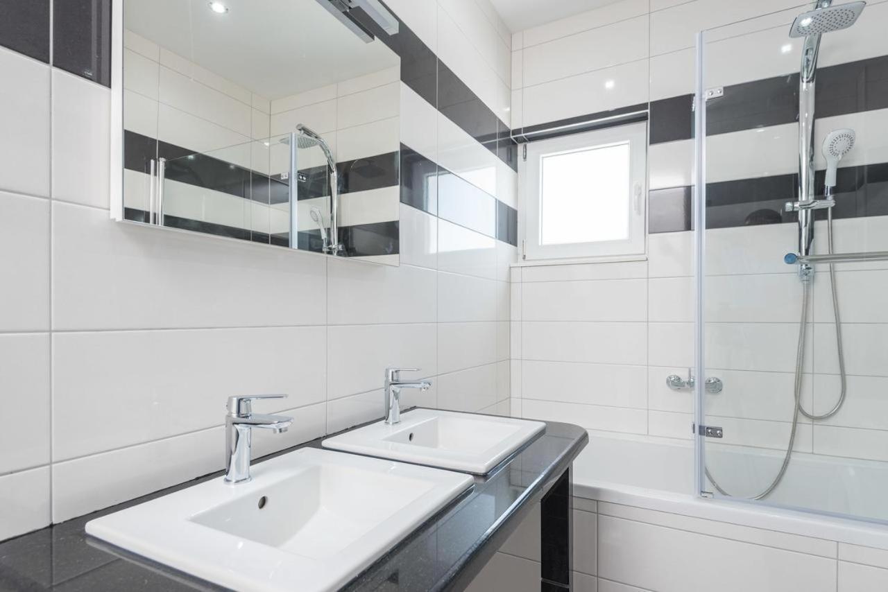 סרסר Apartments Poseidon מראה חיצוני תמונה