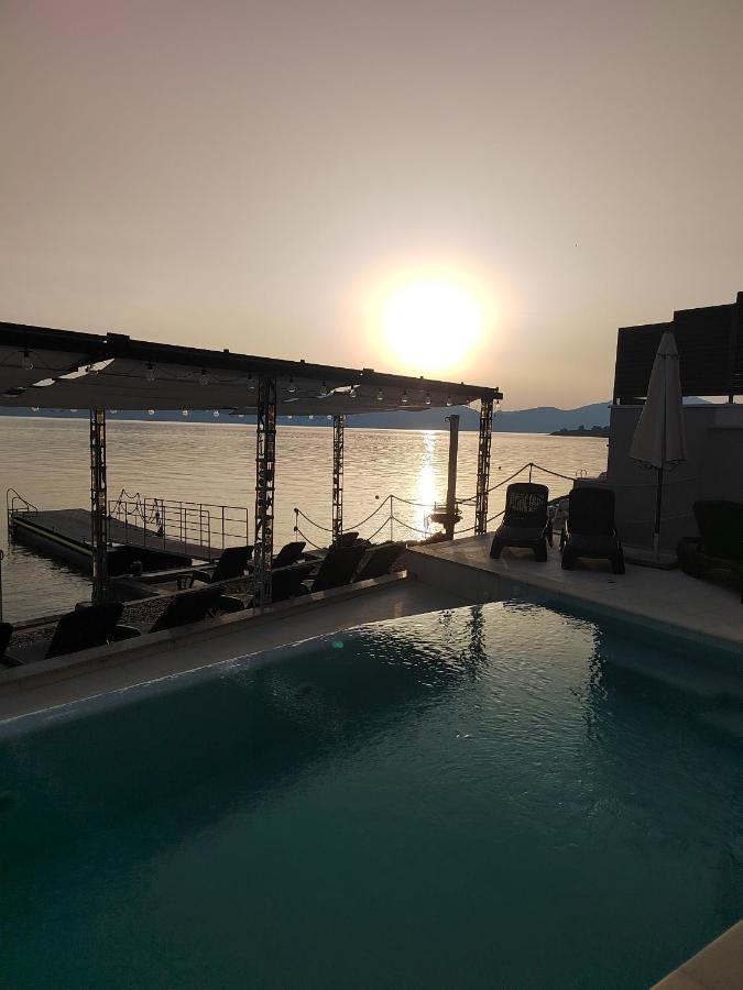 סרסר Apartments Poseidon מראה חיצוני תמונה