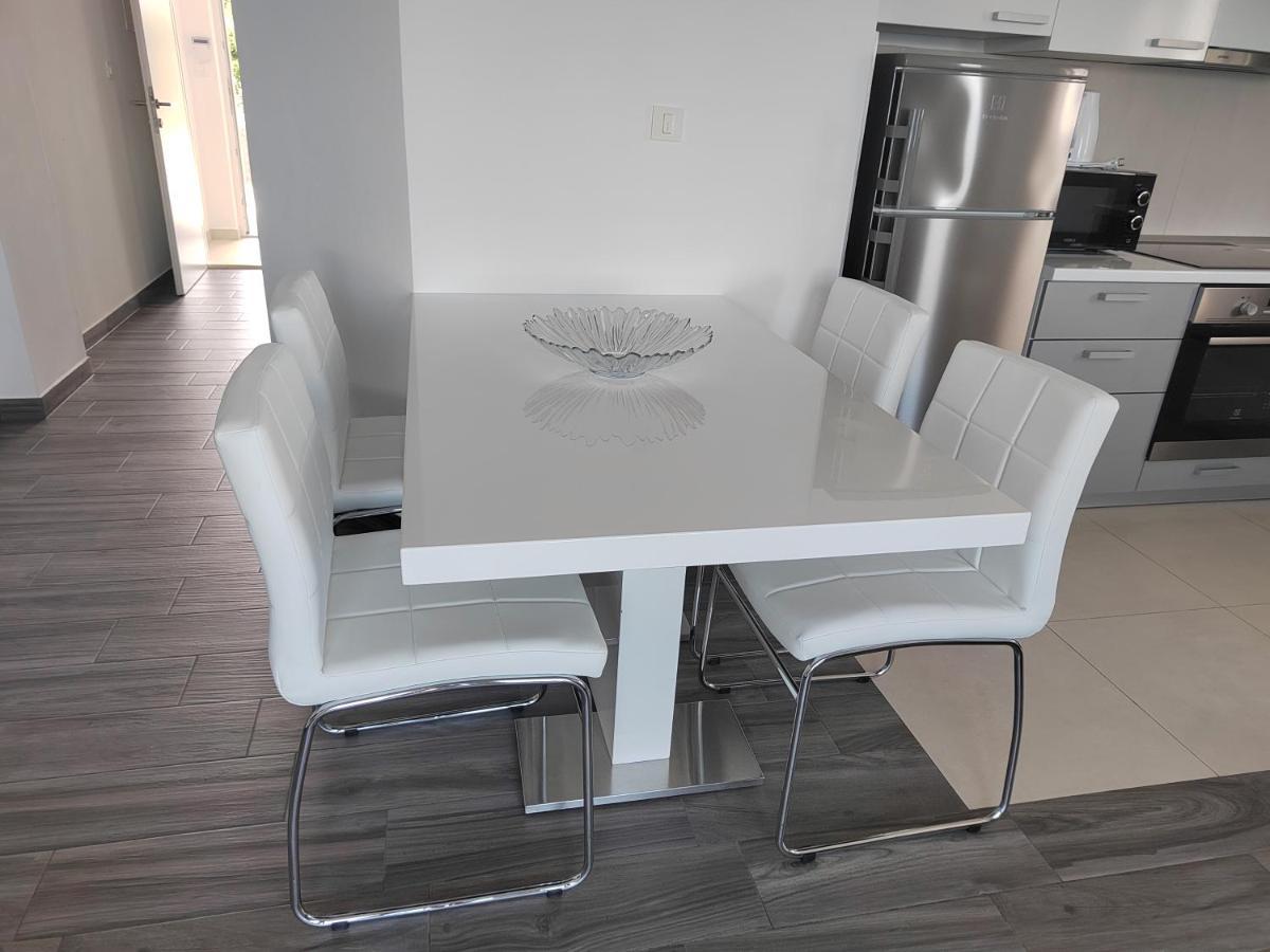 סרסר Apartments Poseidon מראה חיצוני תמונה