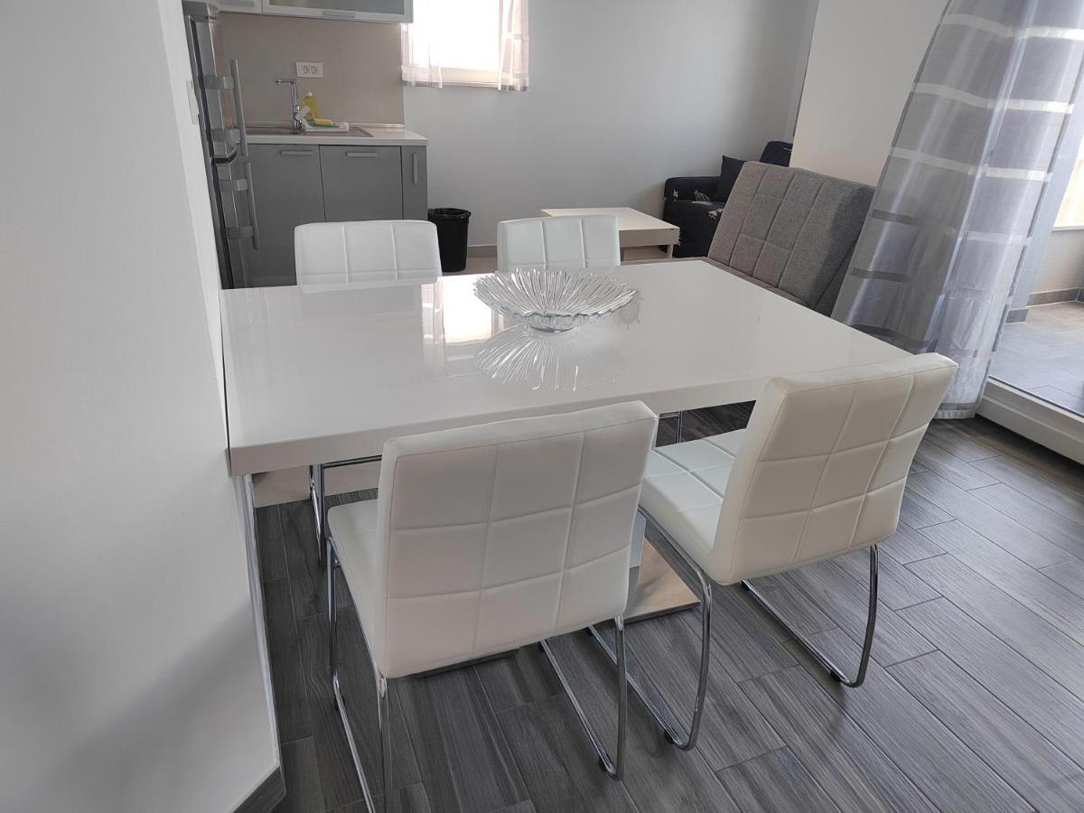 סרסר Apartments Poseidon מראה חיצוני תמונה